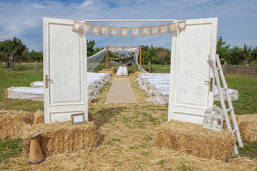 barn wedding