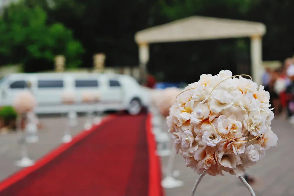 hollywood wedding decorations